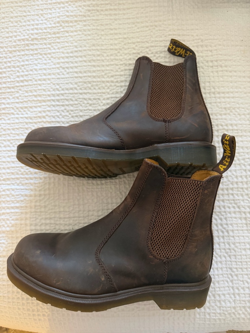 Dr. Martens Men's Brown Leather Chukka Chelsea Boots